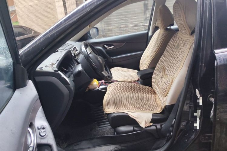 Used Nissan X-Trail 2014 2.0L CVT Comfort Edition 2WD Left Front Seat