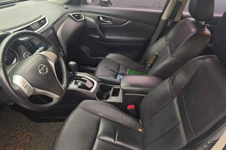 Used Nissan X-Trail 2014 2.0L CVT Smart Edition 2WD Left Front Seat
