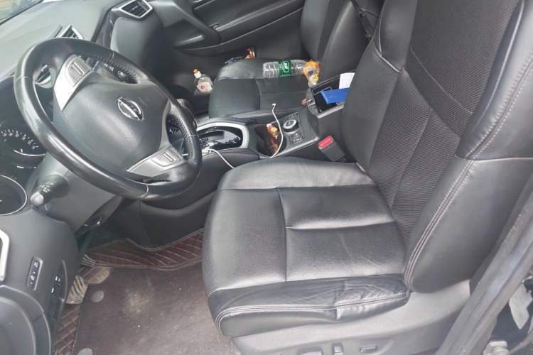 Used Nissan X-Trail 2014 2.5L CVT Luxury Edition 4WD Left Front Seat