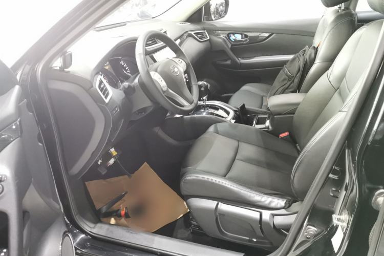 Used Nissan X-Trail 2014 2.0L CVT Smart Edition 2WD Left Front Seat