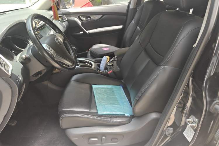 Used Nissan X-Trail 2014 2.5L CVT Luxury Edition 4WD Left Front Seat