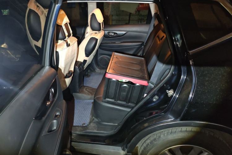 Used Nissan X-Trail 2014 2.5L CVT Luxury Edition 4WD Left Rear Seat