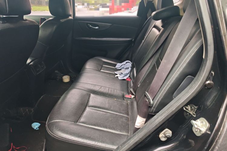 Used Nissan X-Trail 2014 2.0L CVT Comfort Edition 2WD Left Rear Seat