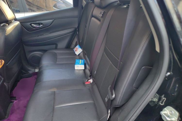 Used Nissan X-Trail 2014 2.5L CVT Luxury Edition 4WD Left Rear Seat
