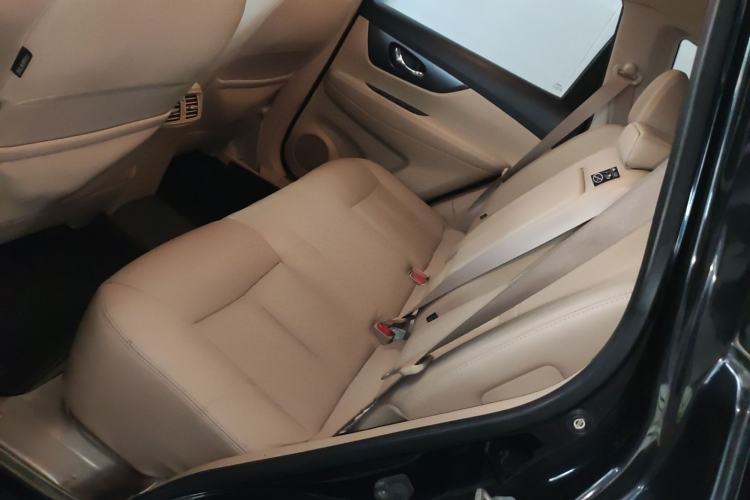 Used Nissan X-Trail 2014 2.0L CVT Comfort Edition 2WD Left Rear Seat
