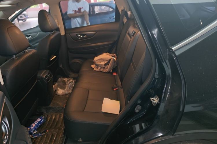 Used Nissan X-Trail 2014 2.0L CVT Comfort Edition 2WD Left Rear Seat
