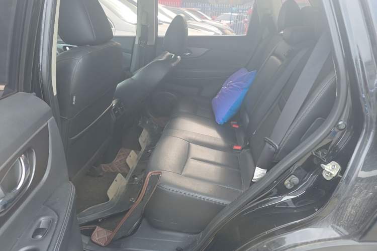 Used Nissan X-Trail 2014 2.0L CVT Comfort Edition 2WD Left Rear Seat