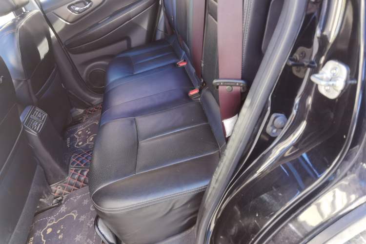 Used Nissan X-Trail 2014 2.0L CVT Comfort Edition 2WD Left Rear Seat