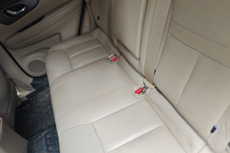 Used Nissan X-Trail 2014 2.0L CVT Comfort Edition 2WD Left Rear Seat