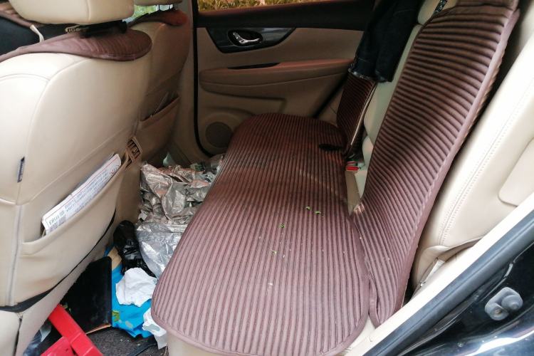 Used Nissan X-Trail 2014 2.5L CVT Luxury Edition 4WD Left Rear Seat