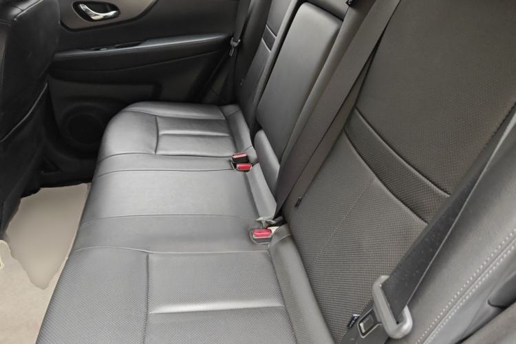 Used Nissan X-Trail 2014 2.0L CVT Comfort Edition 2WD Left Rear Seat