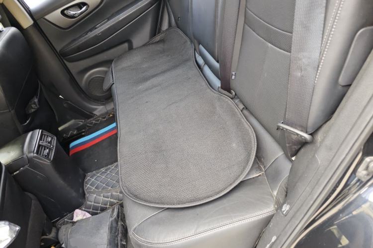 Used Nissan X-Trail 2014 2.0L CVT Smart Edition 2WD Left Rear Seat