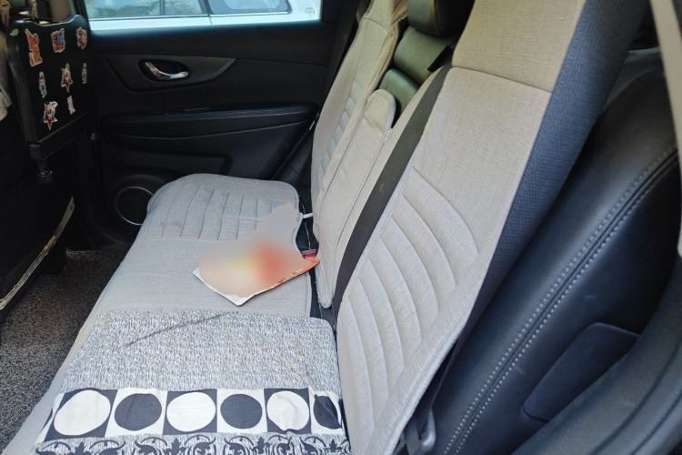 Used Nissan X-Trail 2014 2.0L CVT Smart Edition 2WD Left Rear Seat