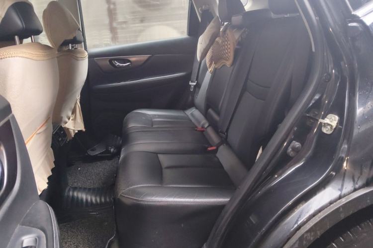 Used Nissan X-Trail 2014 2.0L CVT Comfort Edition 2WD Left Rear Seat