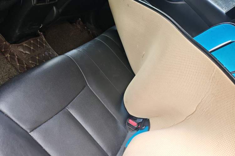Used Nissan X-Trail 2014 2.0L CVT Comfort Edition 2WD Left Rear Seat