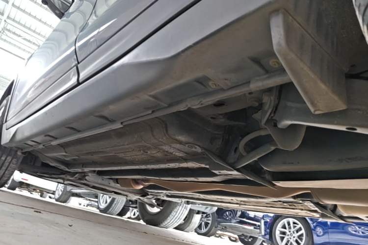 Used Nissan X-Trail 2014 2.5L CVT Luxury Edition 4WD Left Side Sill