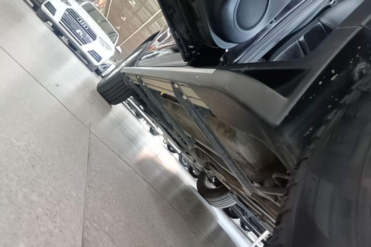 Used Nissan X-Trail 2014 2.0L CVT Comfort Edition 2WD Left Side Sill