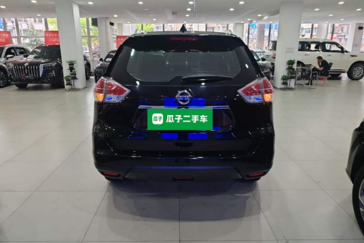 Used Nissan X-Trail 2014 2.5L CVT Leading Edition 4WD Rear