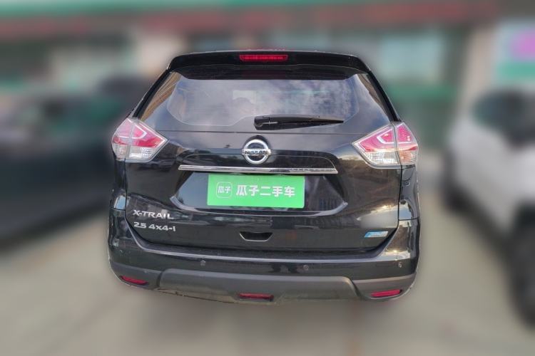 Used Nissan X-Trail 2014 2.5L CVT Luxury Edition 4WD Rear