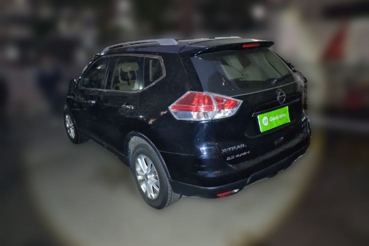 Used Nissan X-Trail 2014 2.5L CVT Luxury Edition 4WD Rear Left 45 Deg