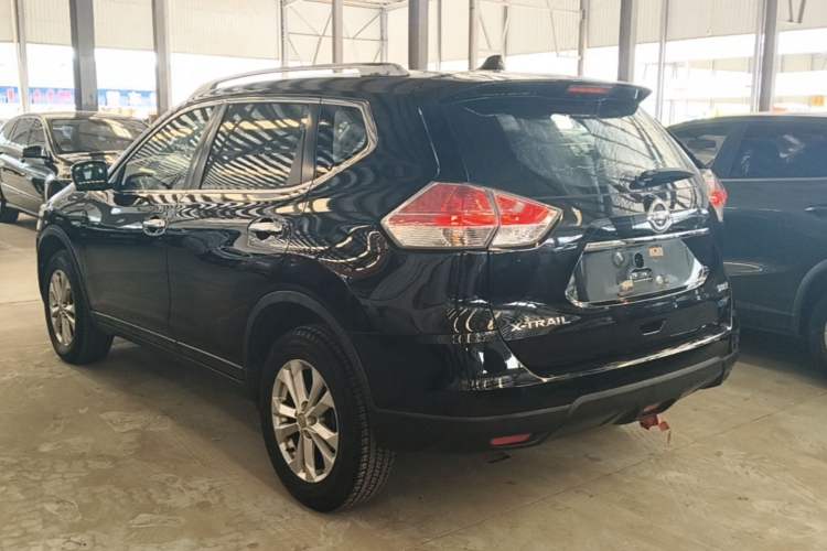Used Nissan X-Trail 2014 2.0L CVT Comfort Edition 2WD Rear Left 45 Deg
