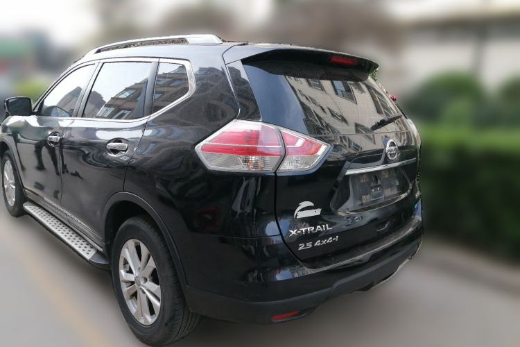 Used Nissan X-Trail 2014 2.5L CVT Luxury Edition 4WD Rear Left 45 Deg