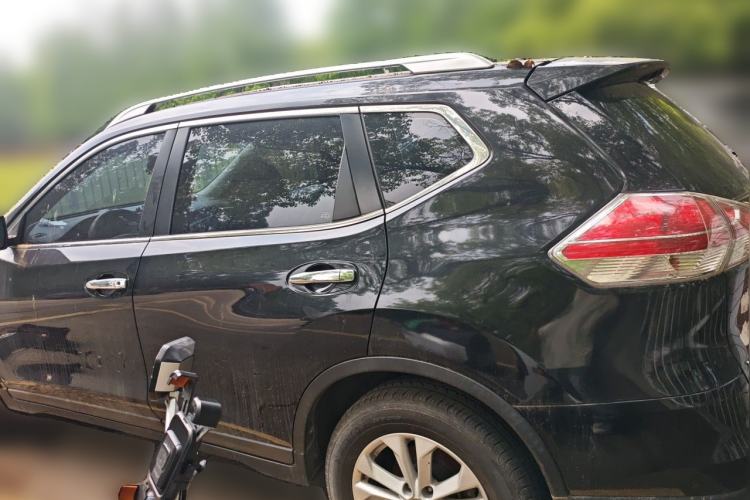 Used Nissan X-Trail 2014 2.0L CVT Comfort Edition 2WD Rear Left 45 Deg