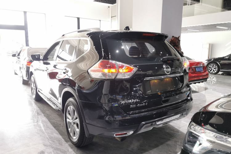Used Nissan X-Trail 2014 2.0L CVT Smart Edition 2WD Rear Left 45 Deg