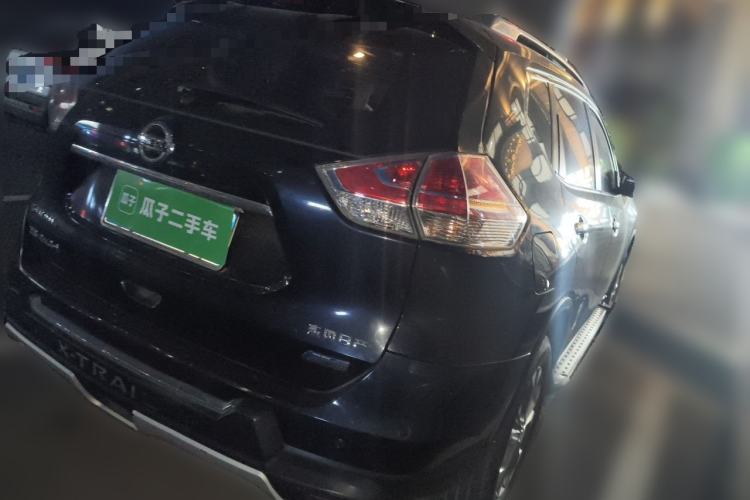 Used Nissan X-Trail 2014 2.5L CVT Leading Edition 4WD Rear Right 45 Deg