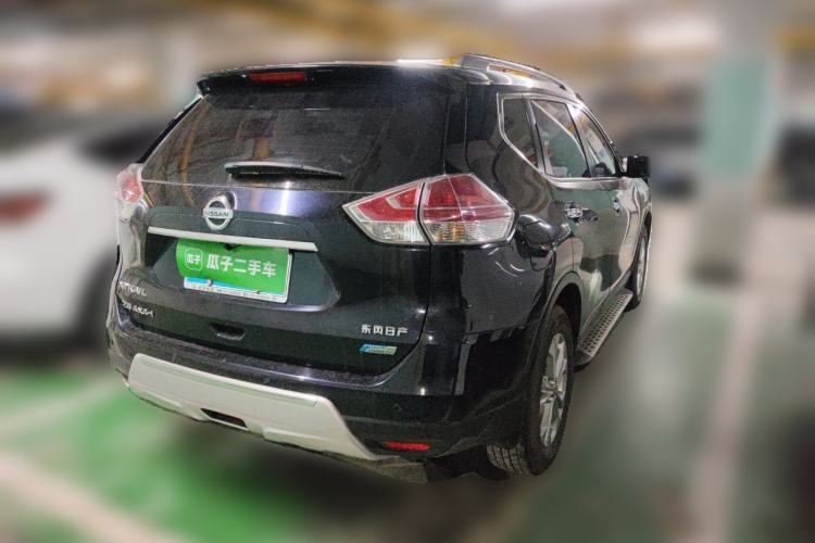 Used Nissan X-Trail 2014 2.5L CVT Luxury Edition 4WD Rear Right 45 Deg