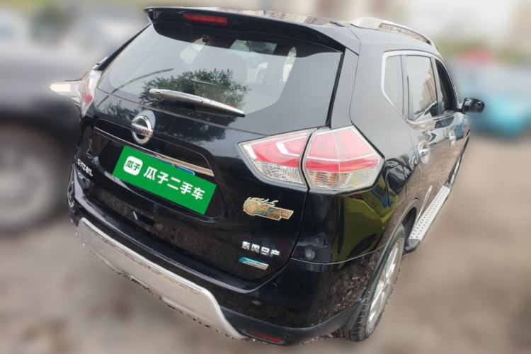Used Nissan X-Trail 2014 2.0L CVT Comfort Edition 2WD Rear Right 45 Deg