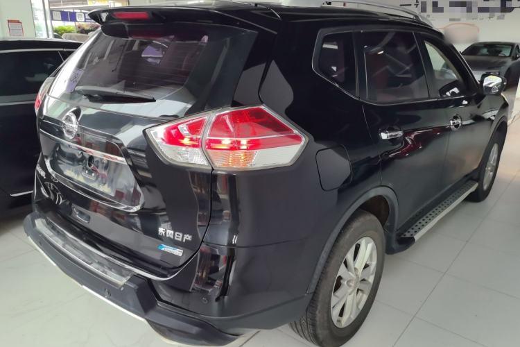 Used Nissan X-Trail 2014 2.0L CVT Comfort Edition 2WD Rear Right 45 Deg