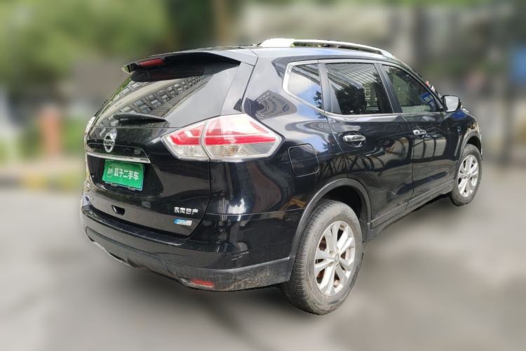 Used Nissan X-Trail 2014 2.5L CVT Leading Edition 4WD Rear Right 45 Deg