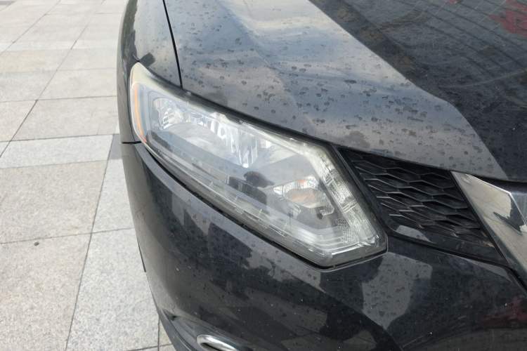Used Nissan X-Trail 2014 2.0L CVT Comfort Edition 2WD Right Front Headlight