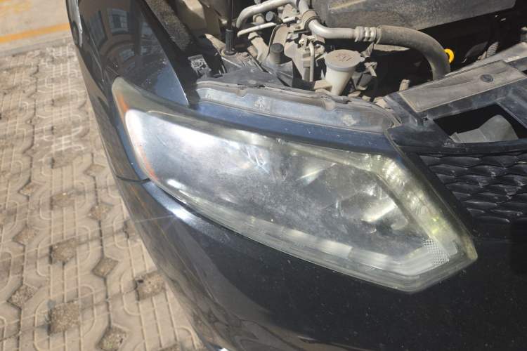 Used Nissan X-Trail 2014 2.0L CVT Comfort Edition 2WD Right Front Headlight