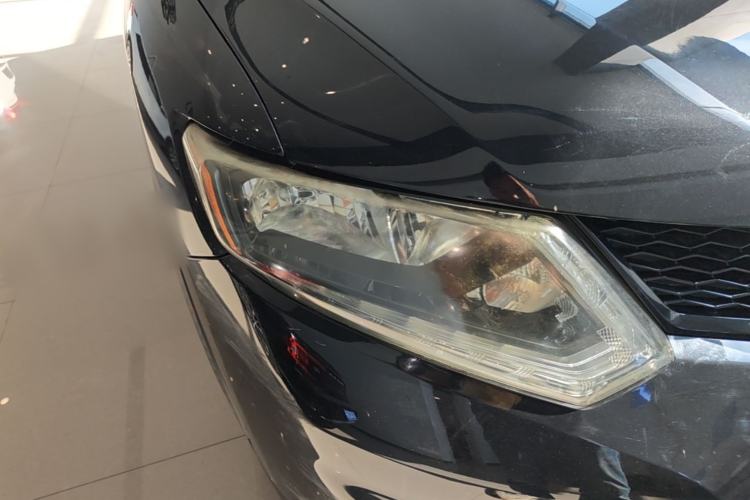 Used Nissan X-Trail 2014 2.0L CVT Comfort Edition 2WD Right Front Headlight