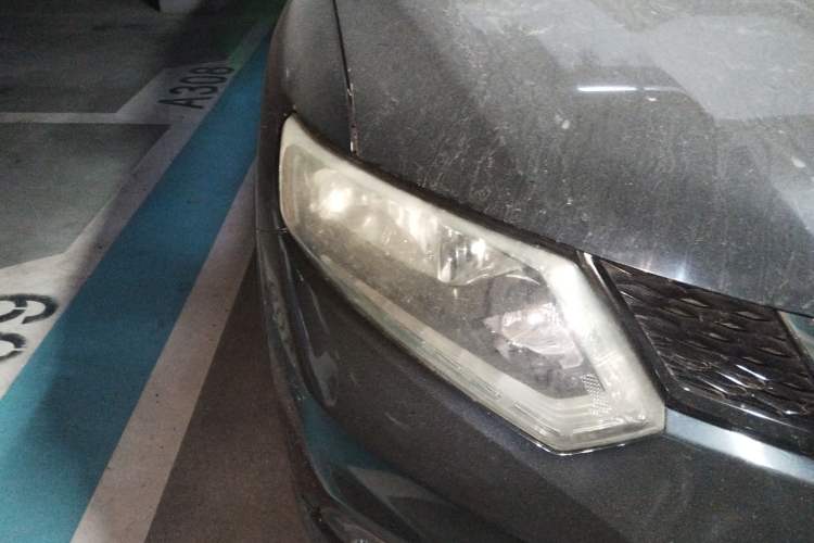 Used Nissan X-Trail 2014 2.0L CVT Comfort Edition 2WD Right Front Headlight