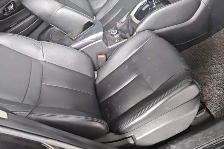 Used Nissan X-Trail 2014 2.5L CVT Luxury Edition 4WD Right Front Seat