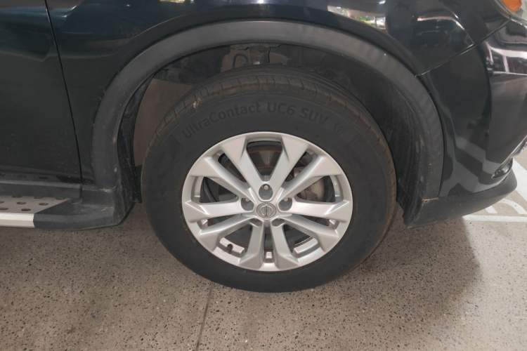 Used Nissan X-Trail 2014 2.0L CVT Comfort Edition 2WD Right Front Wheel Hub