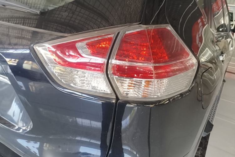 Used Nissan X-Trail 2014 2.0L CVT Comfort Edition 2WD Right Rear Taillight