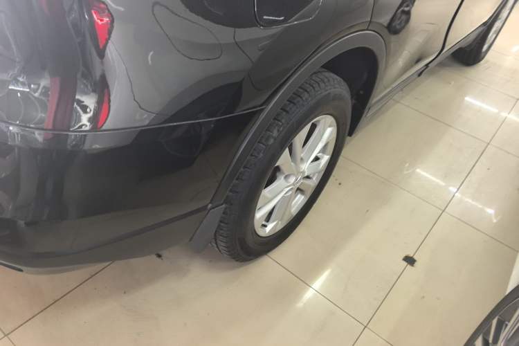 Used Nissan X-Trail 2014 2.5L CVT Leading Edition 4WD Right Rear Wheel Hub