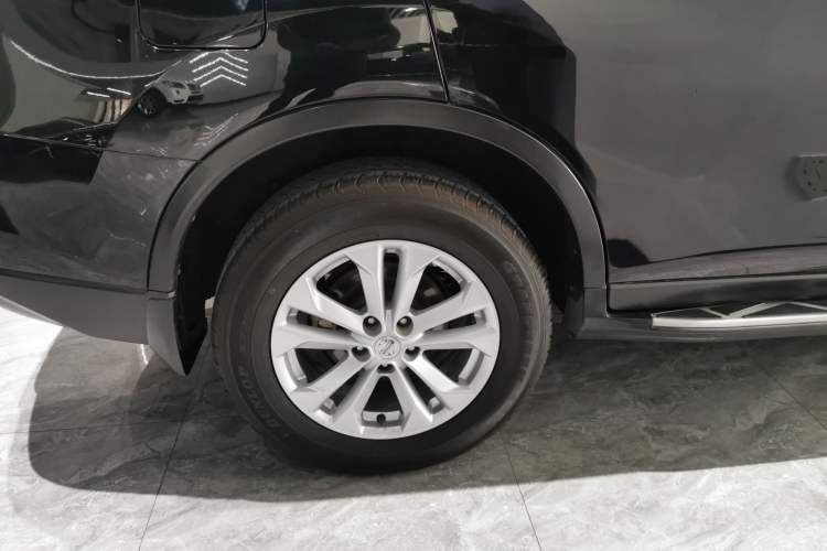 Used Nissan X-Trail 2014 2.0L CVT Smart Edition 2WD Right Rear Wheel Hub