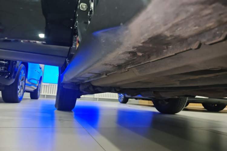 Used Nissan X-Trail 2014 2.5L CVT Leading Edition 4WD Right Side Sill
