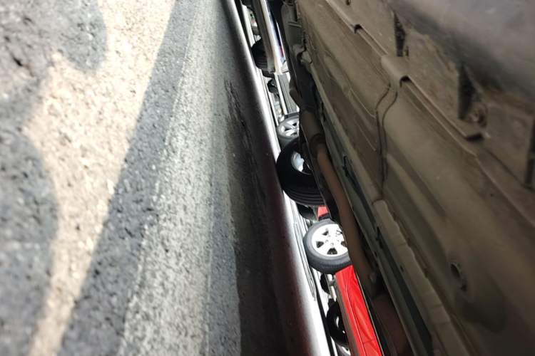 Used Nissan X-Trail 2014 2.0L CVT Comfort Edition 2WD Right Side Sill
