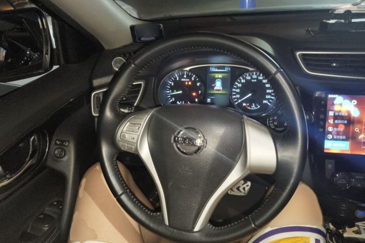 Used Nissan X-Trail 2014 2.5L CVT Leading Edition 4WD Steering Wheel