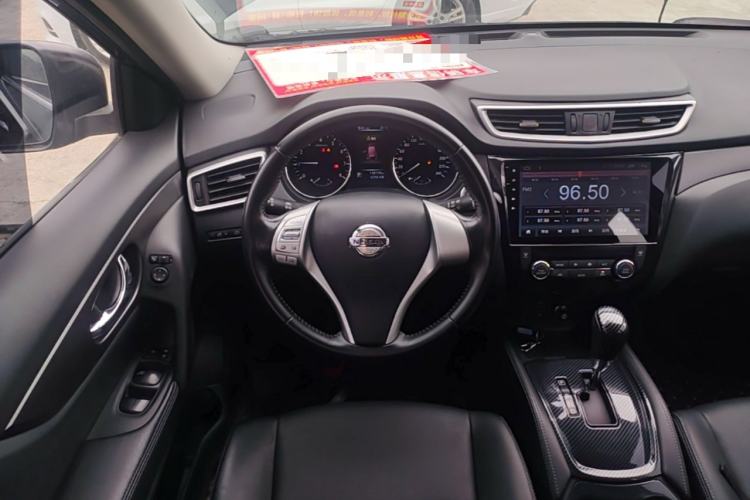 Used Nissan X-Trail 2014 2.0L CVT Comfort Edition 2WD Steering Wheel