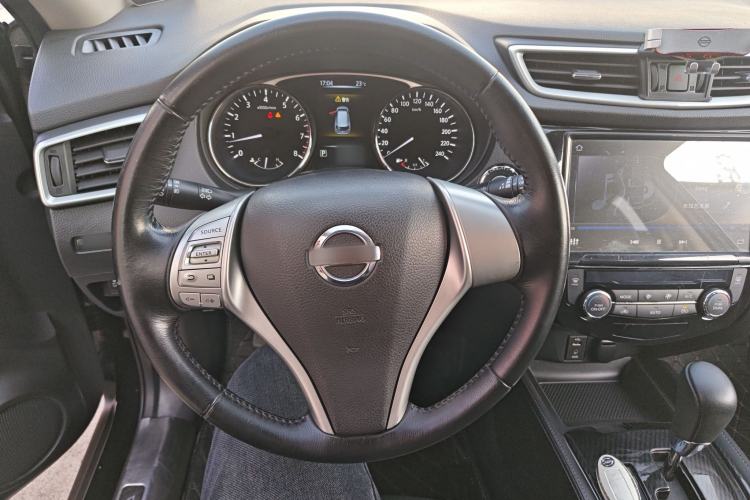 Used Nissan X-Trail 2014 2.0L CVT Comfort Edition 2WD Steering Wheel