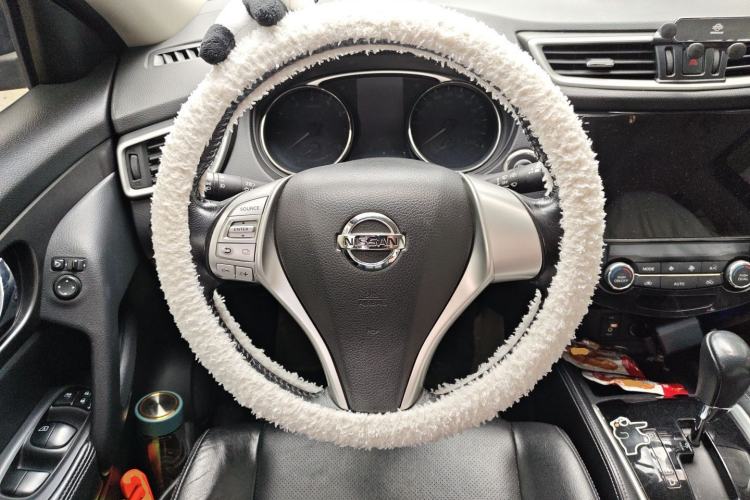 Used Nissan X-Trail 2014 2.0L CVT Comfort Edition 2WD Steering Wheel