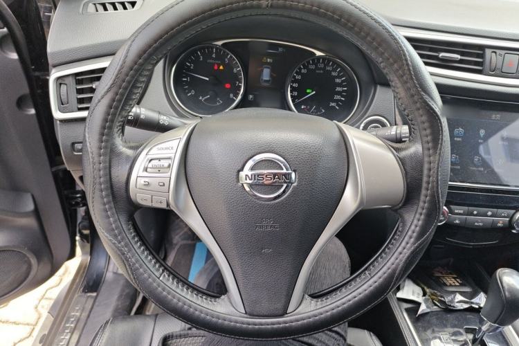 Used Nissan X-Trail 2014 2.0L CVT Smart Edition 2WD Steering Wheel