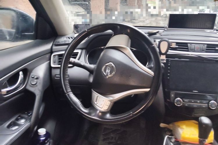 Used Nissan X-Trail 2014 2.0L CVT Comfort Edition 2WD Steering Wheel
